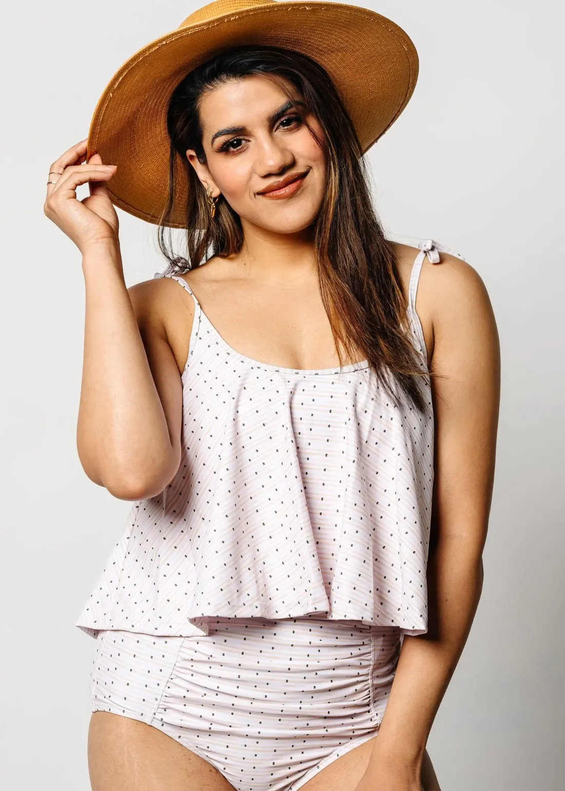 Kortni Jeane All Neutral | Swing Top all-neutral Hot