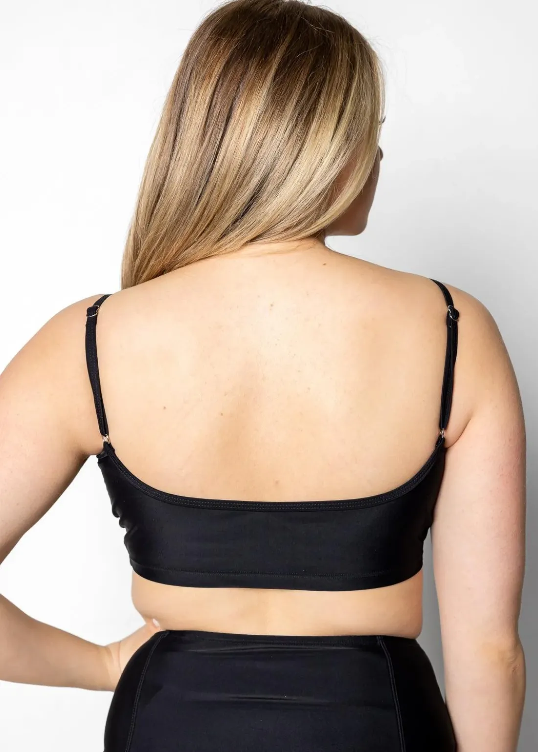 Kortni Jeane | Centered Top Black Online
