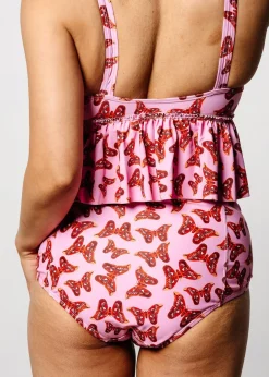 Kortni Jeane | High-Waisted Bottoms Metamorphosis Best