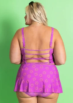 Kortni Jeane | Latter-Back Top Suns Hot